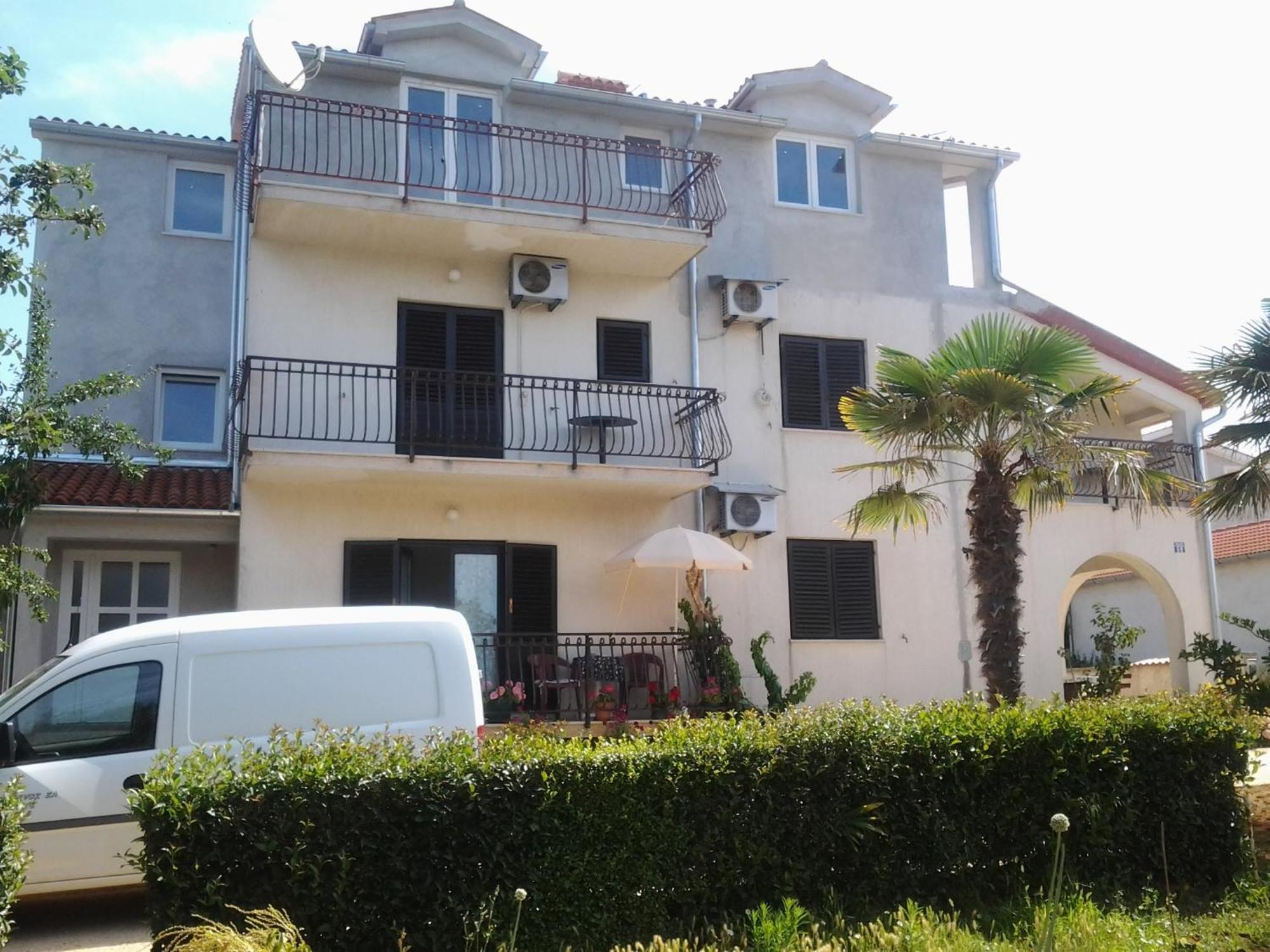 Apartments Zova Medulin Bagian luar foto